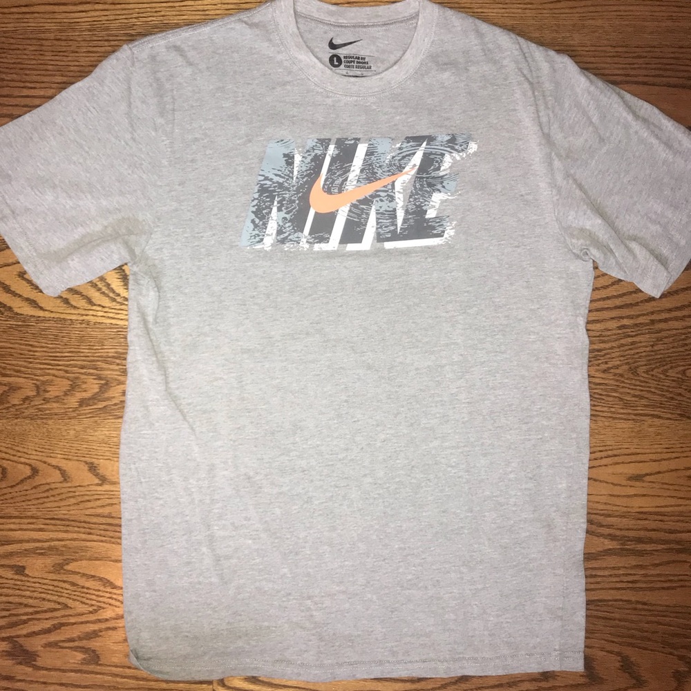Nike Graphic T-shirt